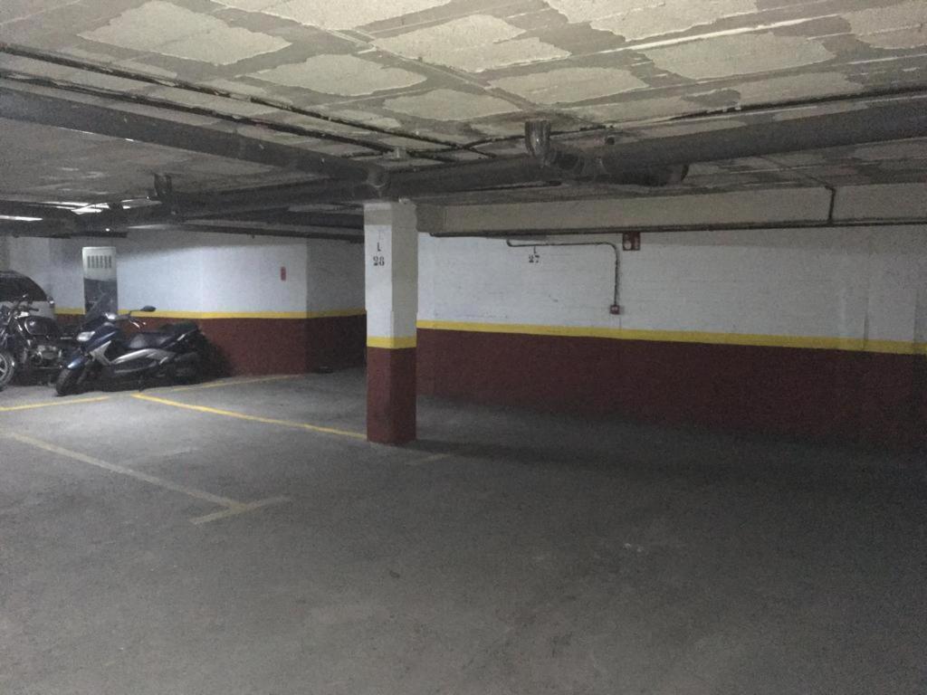 Conde Center Premium Suites, Free Parking 塞维利亚 外观 照片
